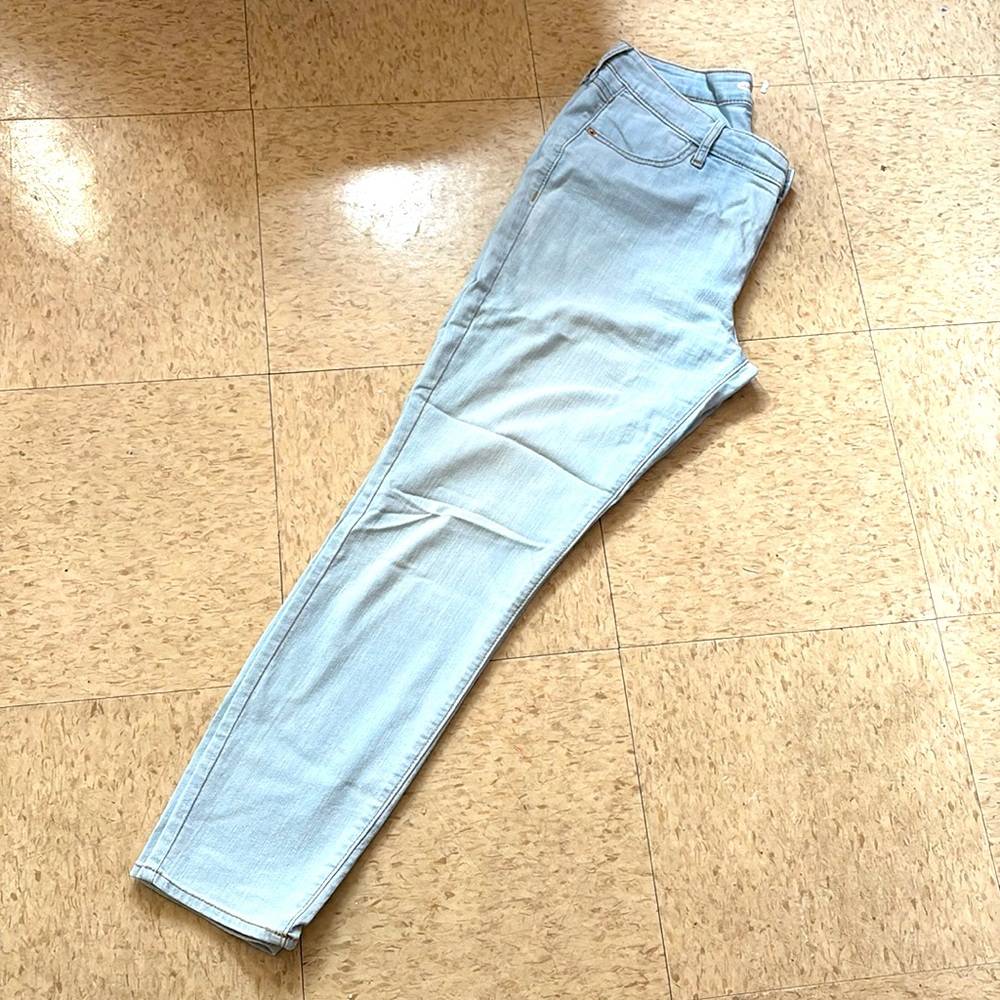 Skinny jeans